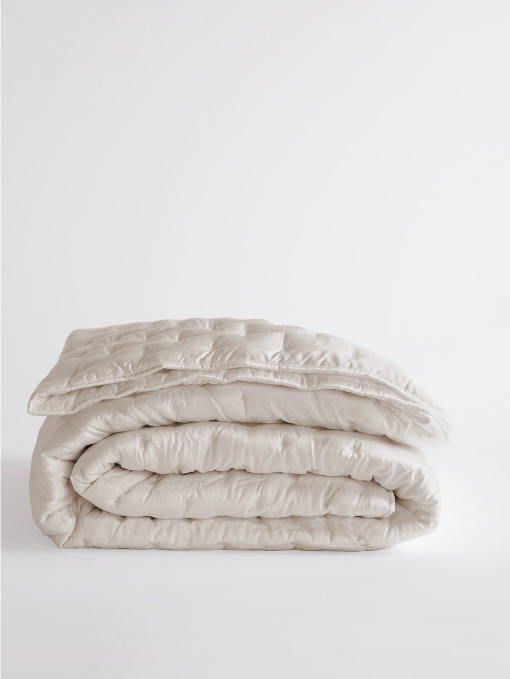 Bamboo Dream Quilt, Quince King/Cal King, Sand
